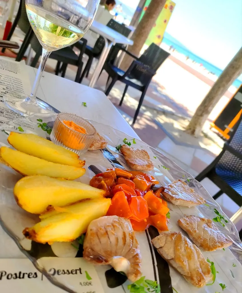 ivan pisar_Casa Oscar_Barbate_review