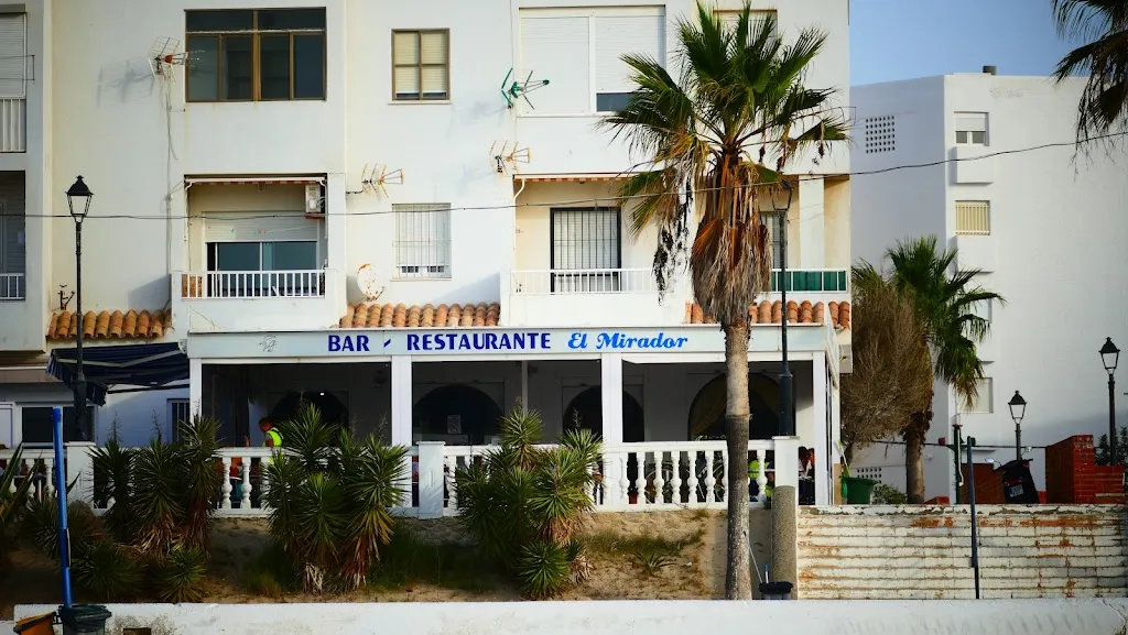 Restaurante-Marisquería El Mirador restaurant in Barbate