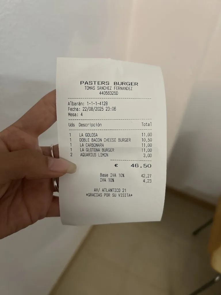 Claudia Baeza Jiménez_Paster's Burguer_Barbate_review