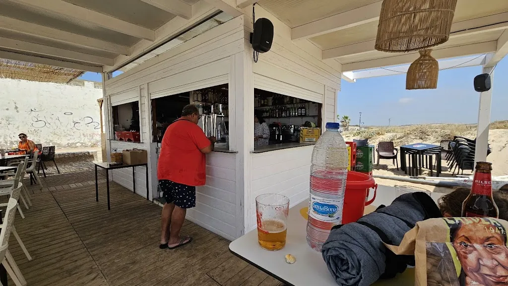 Víctor Tena_Flamenco Beach_Barbate_recensione