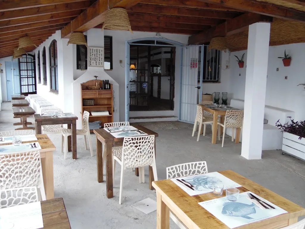 La Pequeña Lulú bistro del mar_Barbate_slider_image_1