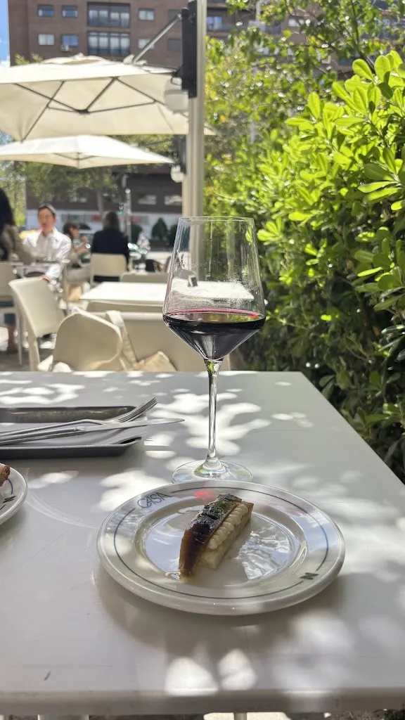 Andrea Trogrlic_Casa Neutrale® Day & Night_Trazo_review