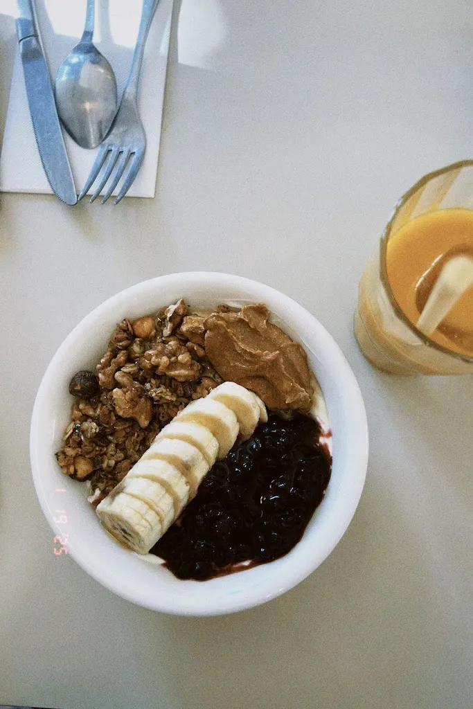 Valerie Alvarez_Casa Neutrale® Day & Night_Trazo_review