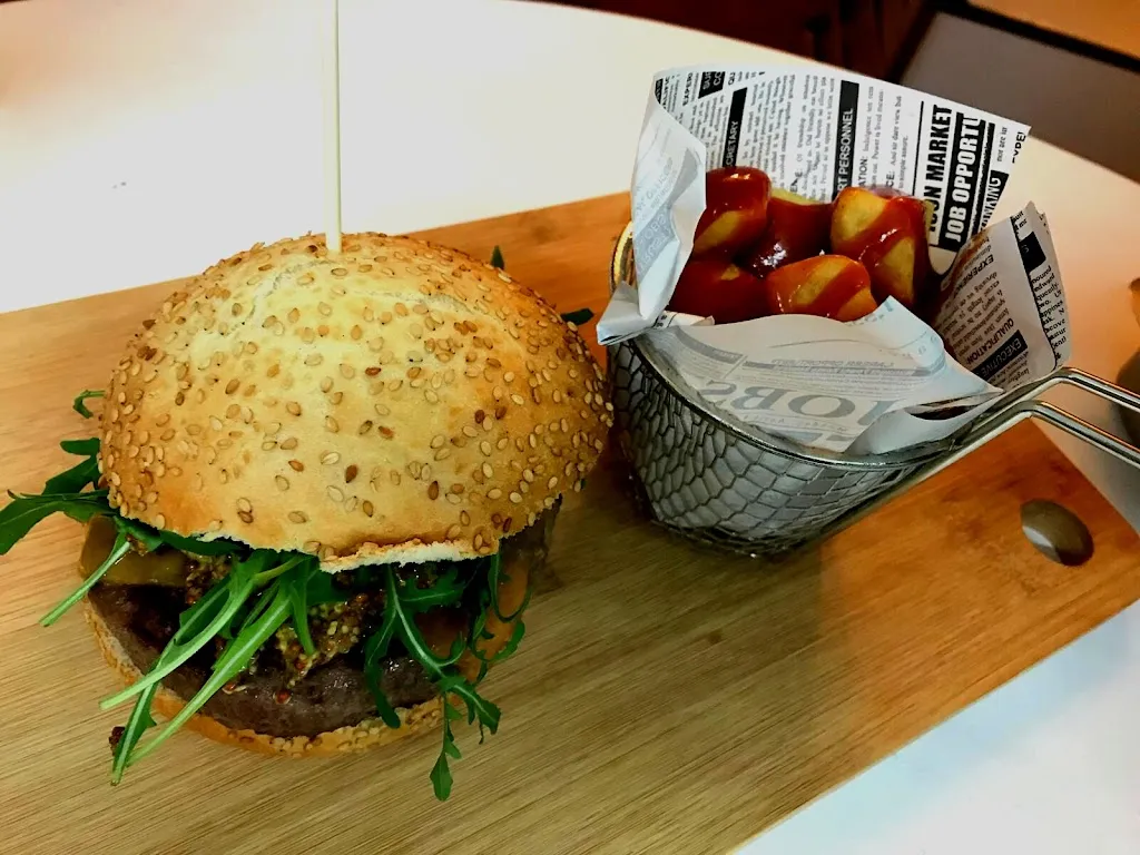 GASTROBAR La Piscina El Gastor_Gastor El_slider_image_2