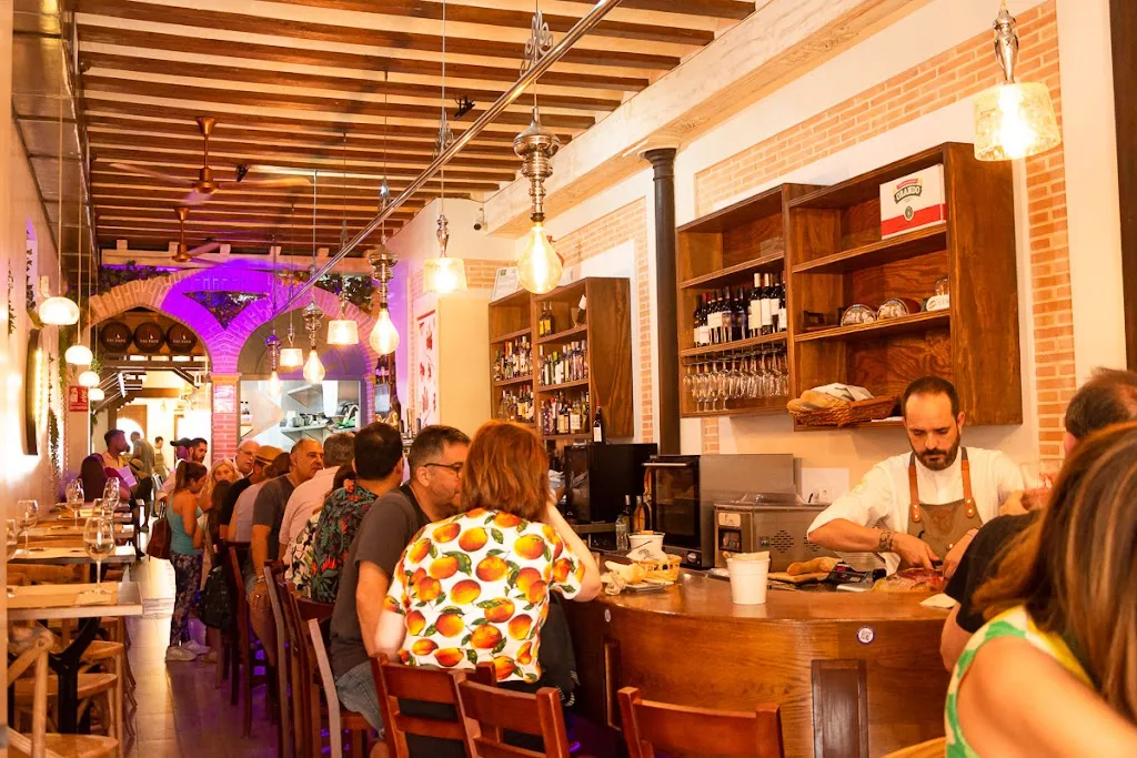 La Tapería de Columela restaurant in Cadiz