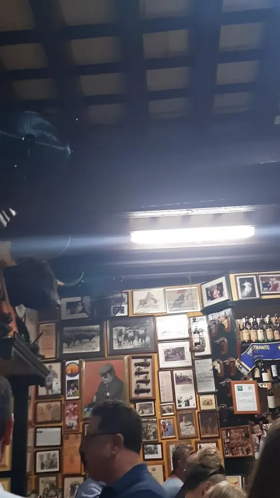 Taberna Casa Manteca_Cadiz_slider_image_2