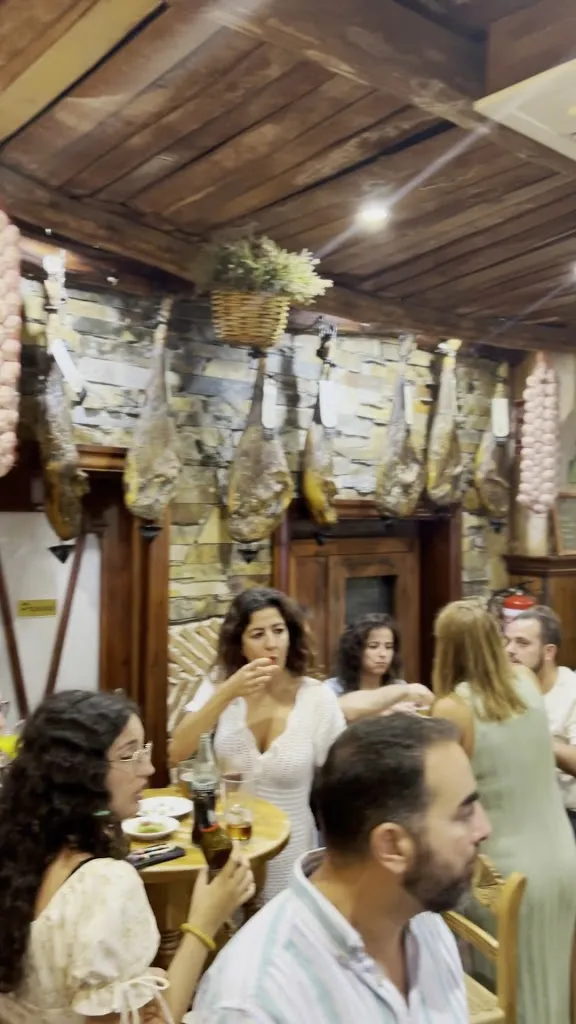 Mesón Cumbres Mayores_Cadiz_slider_image_2