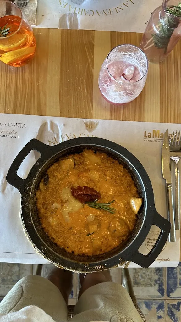 Kawika Films_La Mafia se sienta a la mesa_Cadiz_review