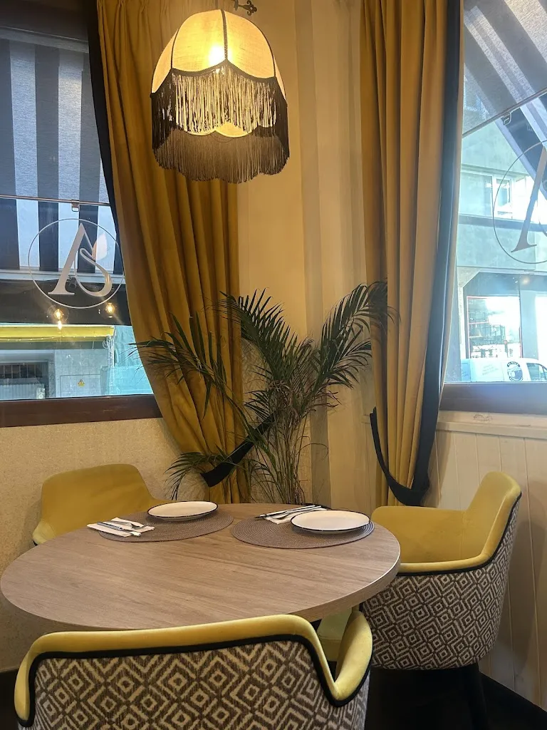 Мартина Атанасова_Aplomo bistró Atlántico_Cadiz_review