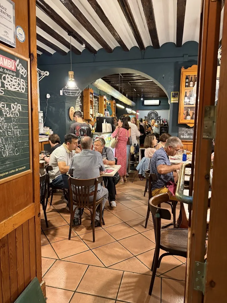 Angel Martinez_Casa Lazo. Cadiz_Cadiz_review