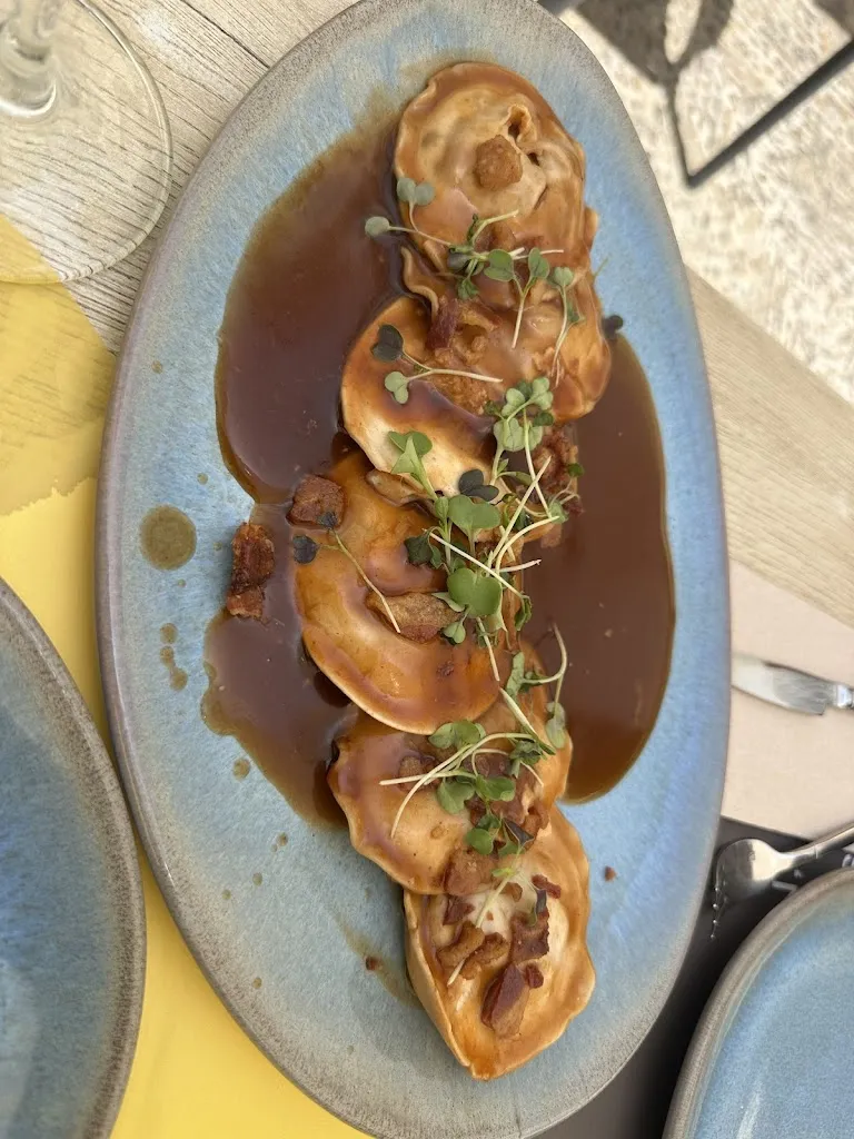 Mark Mcc_La Mafia se sienta a la mesa_Cadiz_review