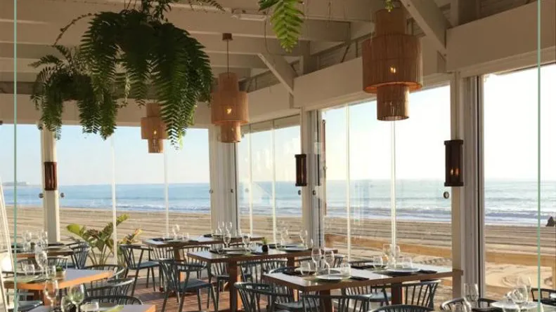 Restaurante AWA Beach Club_Chipiona_slider_image_1