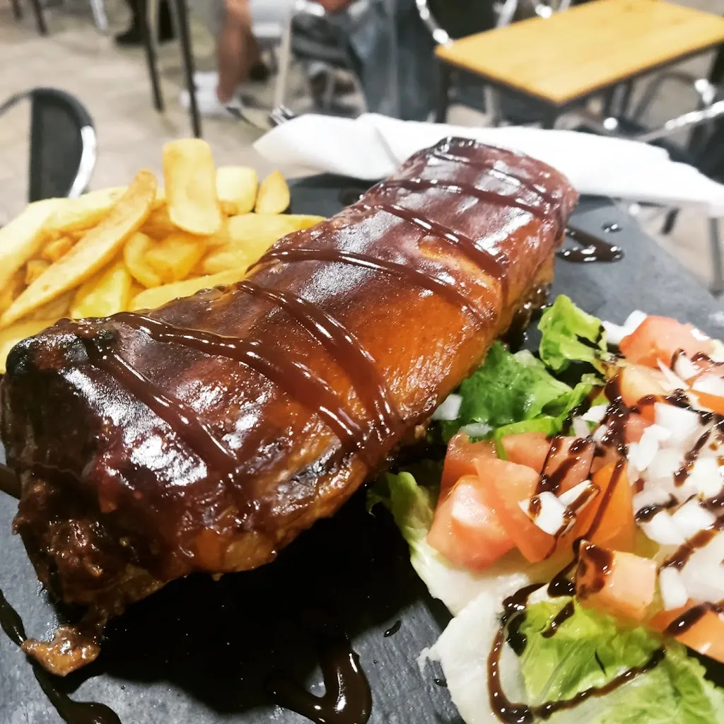 Cesare Ristorante Pizzeria_San Giovanni a Teduccio_slider_image_3