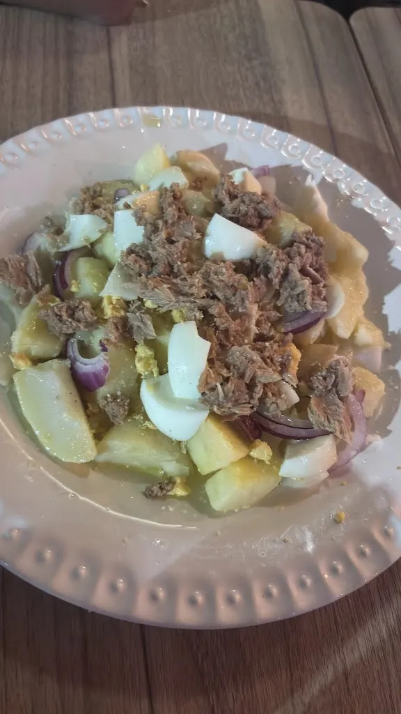 Laura Castro Aragón_Restaurante A-Gusto El Macizo_Chipiona_review