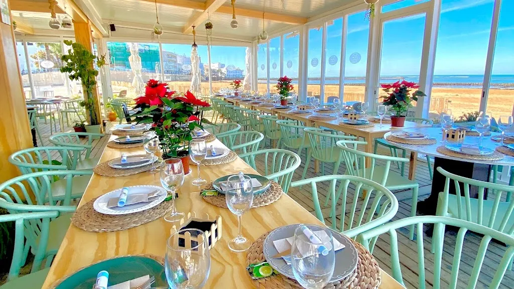 Restaurante A-Gusto El Macizo restaurant in Chipiona