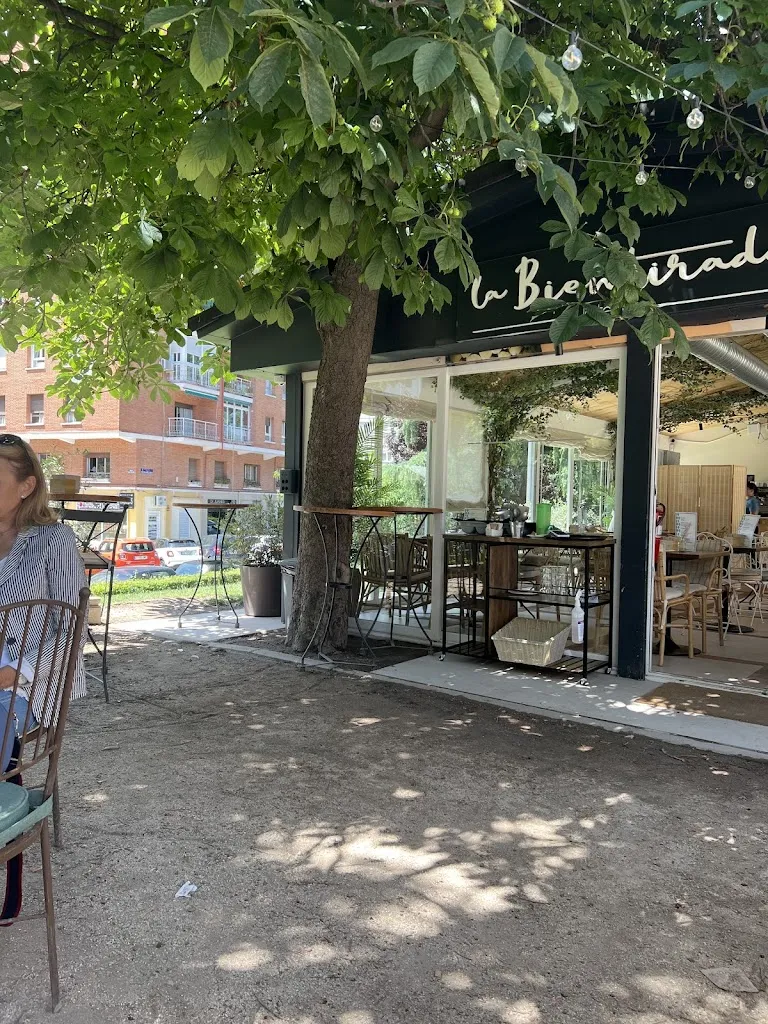 Familia BB_La Bientirada Berlin_Trazo_review