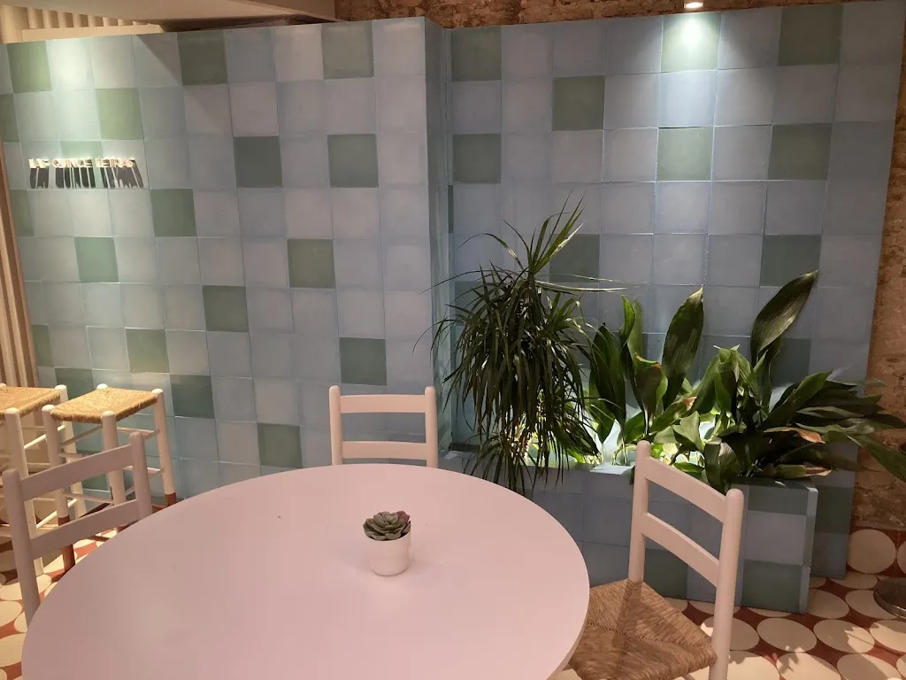 Chris Constantine_La Taberna de Las Quince Letras_Conil de la Frontera_review