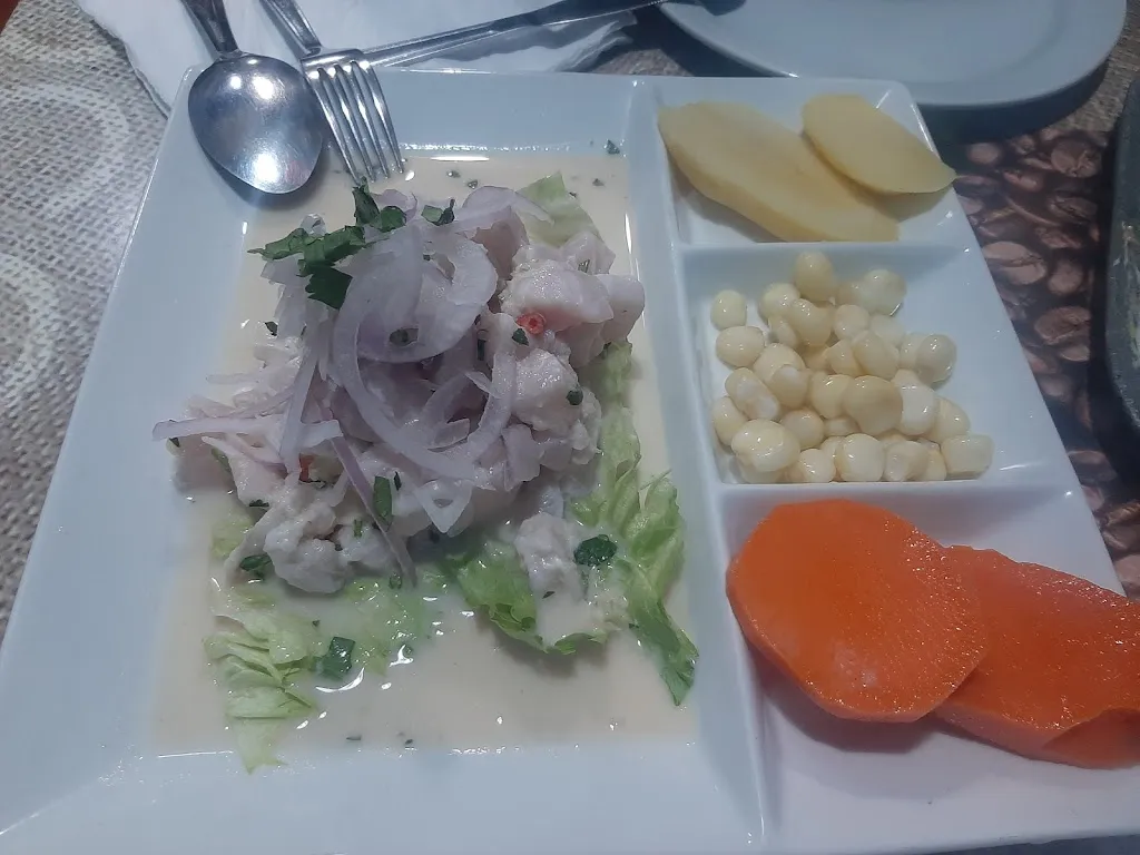 Menu_Restaurante Peruano Resto Bar Fusion_Trazo_immagine_5