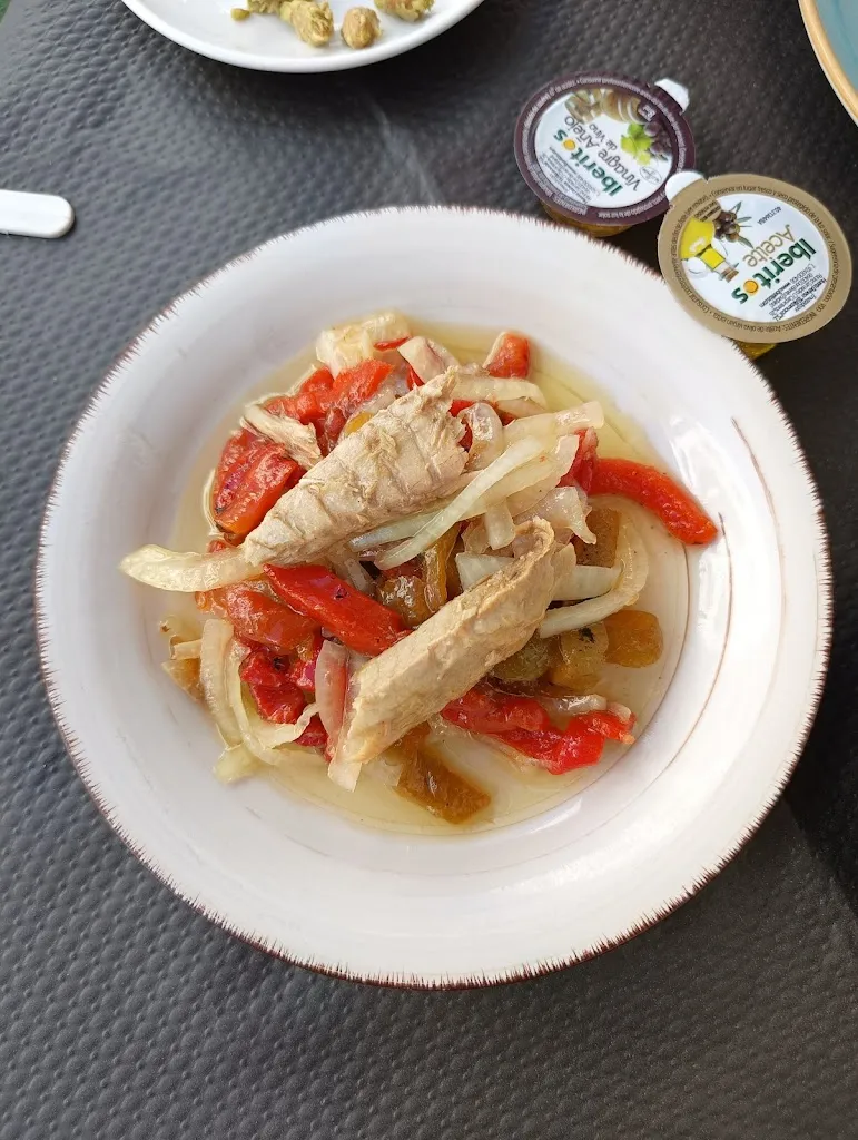 Mark Whitemoss_El Restobar | Restaurante | Conil_Conil de la Frontera_review