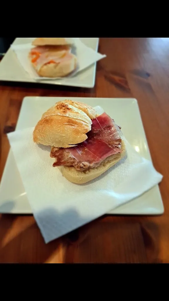 Bar Tómate Algo restaurant in Conil de la Frontera