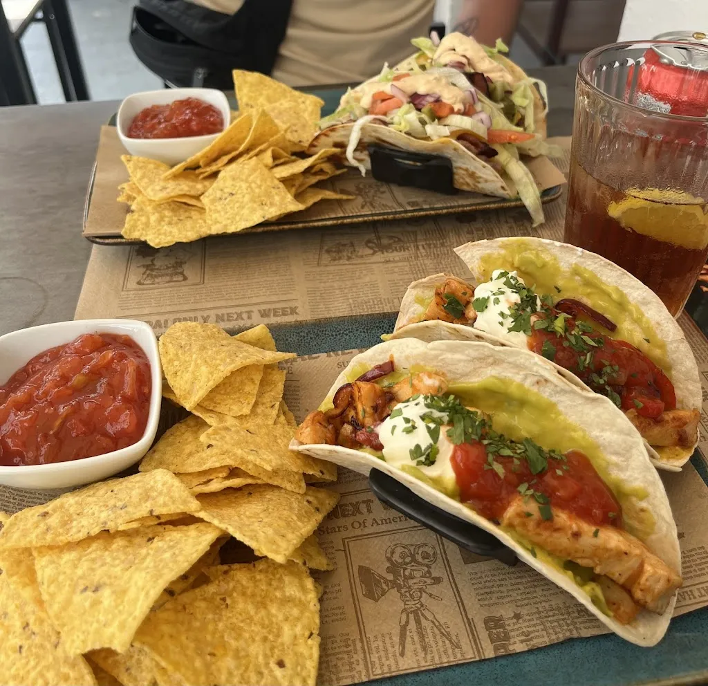 L. K._Cantina La Mejorana Tex Mex_Conil de la Frontera_recensione