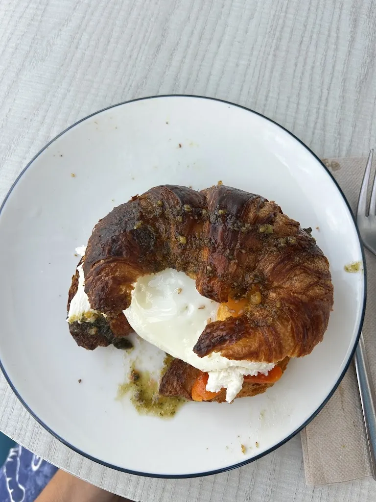 Isabel B._La desayunería de Floren_Conil de la Frontera_review