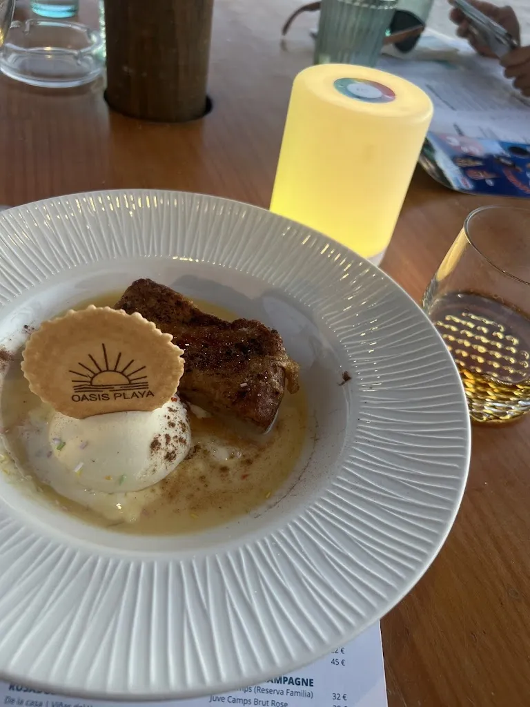 Guo YH_Oasis Playa_Conil de la Frontera_recensione