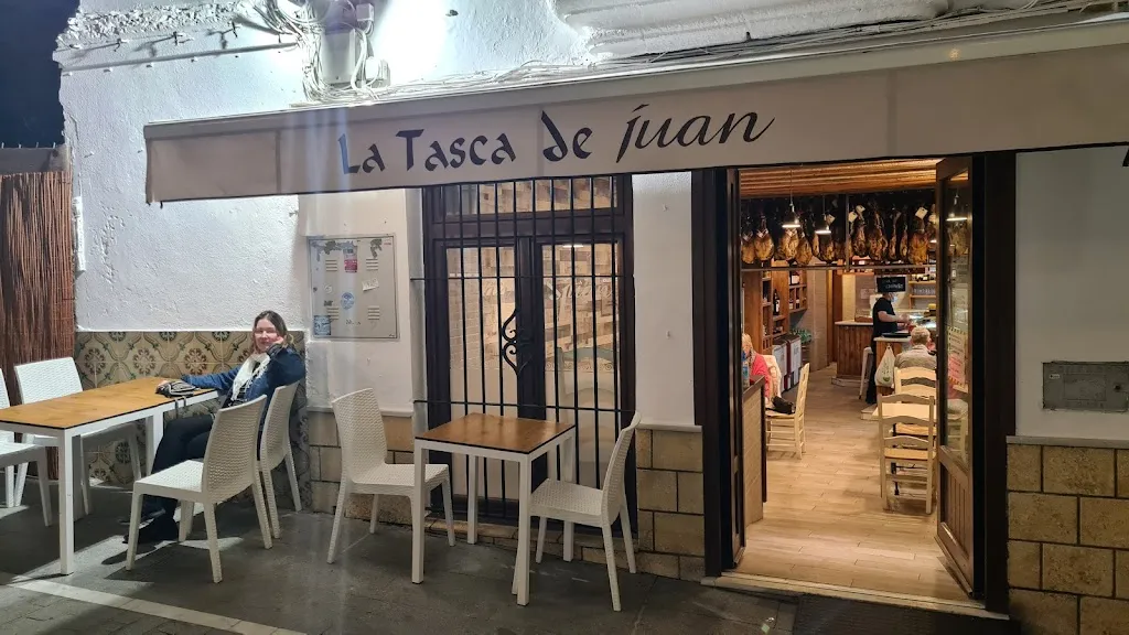 Gerhard Geldenhuys_Taberna La Tasca de Juan_Conil de la Frontera_review