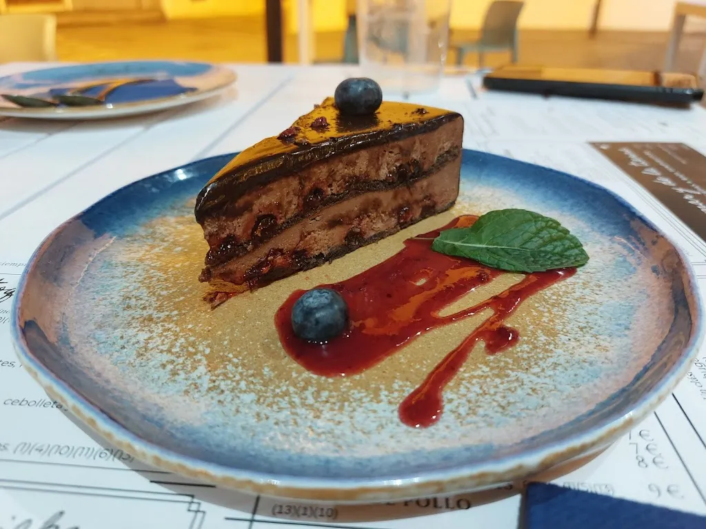 Vera_KANAIA central_Conil de la Frontera_review