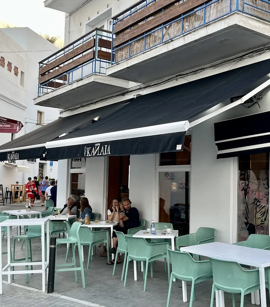 steve cadby_KANAIA central_Conil de la Frontera_review