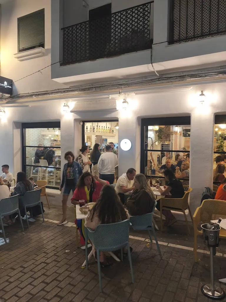 Anthony Gould_Catalina Conil_Conil de la Frontera_review