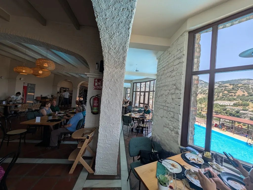 Winnie Chai_Restaurante La Merina Brasa Autóctona_Grazalema_review