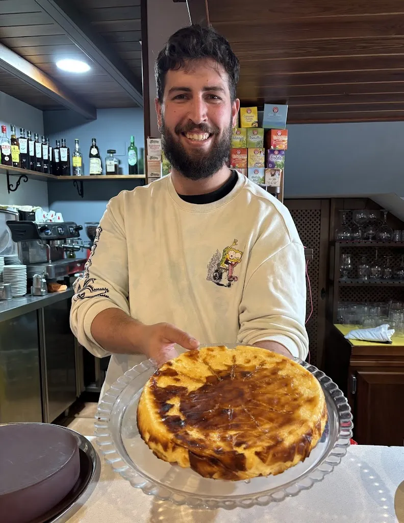 Stephanie Jansen_Cafetería-Pastelería Rotacapa_Grazalema_review