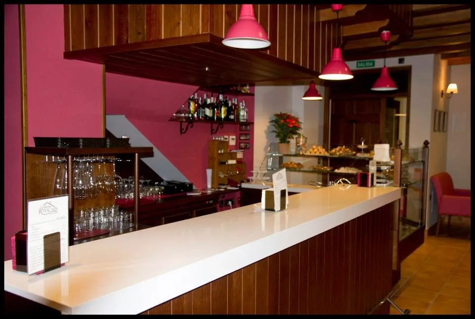 Cafetería-Pastelería Rotacapa_Grazalema_slider_image_1