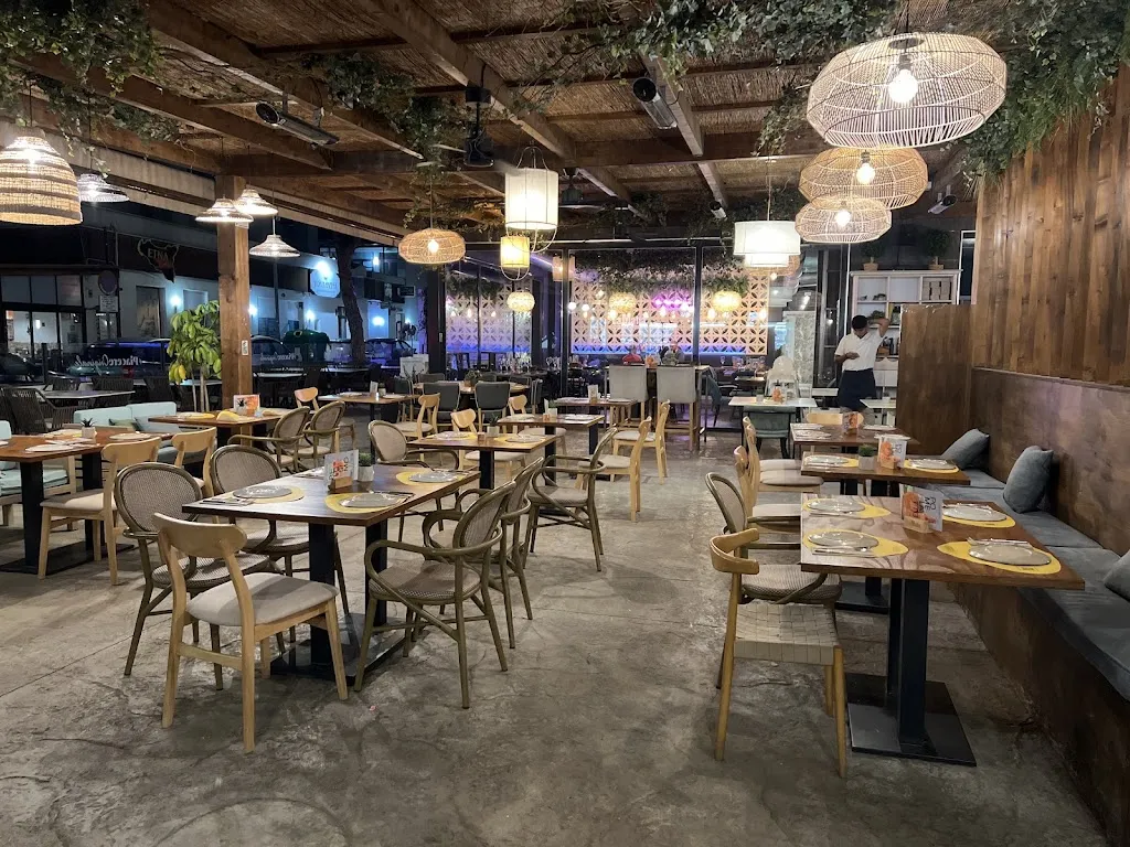 Ricardo Silva_La Mafia se sienta a la mesa_Chiclana de la Frontera_review