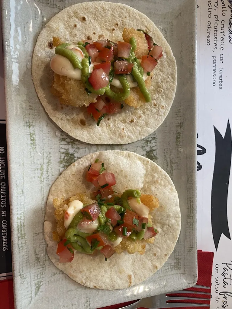 Melina Alicia Linzner_Viavai Gastrobar_Chiclana de la Frontera_review