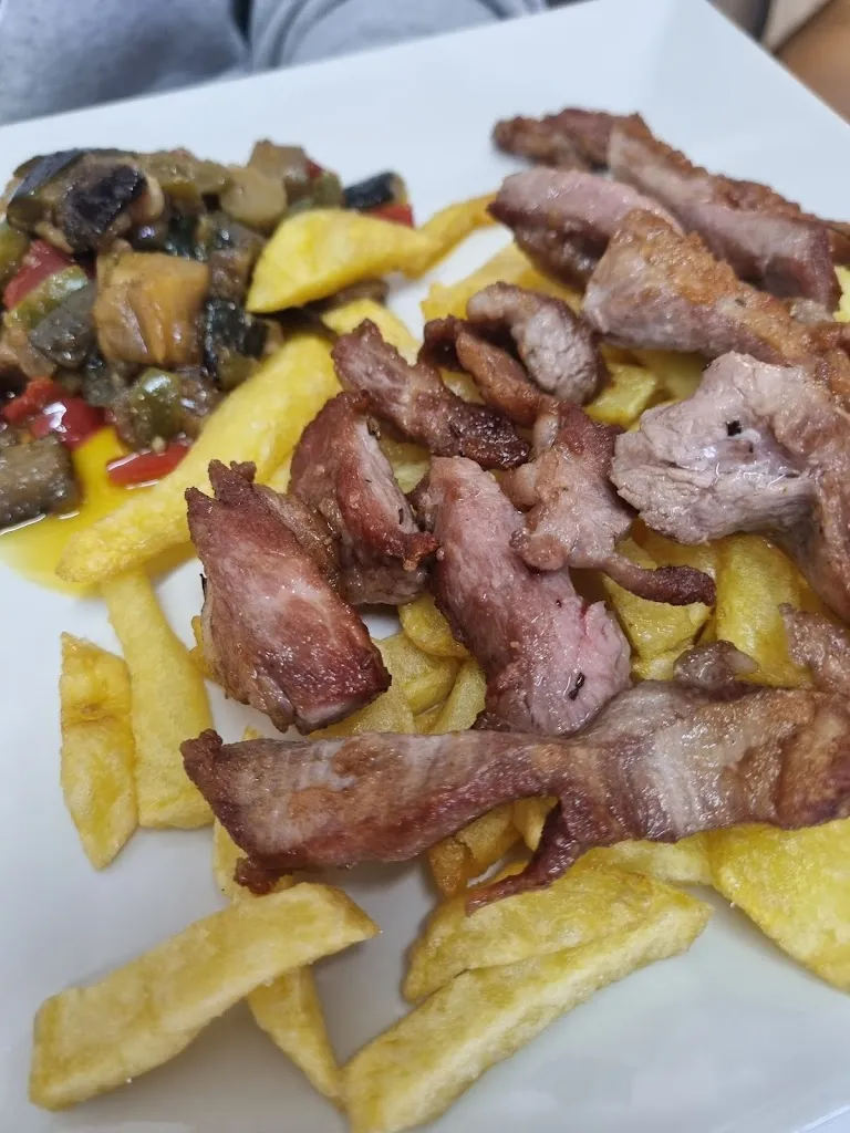 Restaurante Camping Los Alcornocales_Jimena de la Frontera_slider_image_3