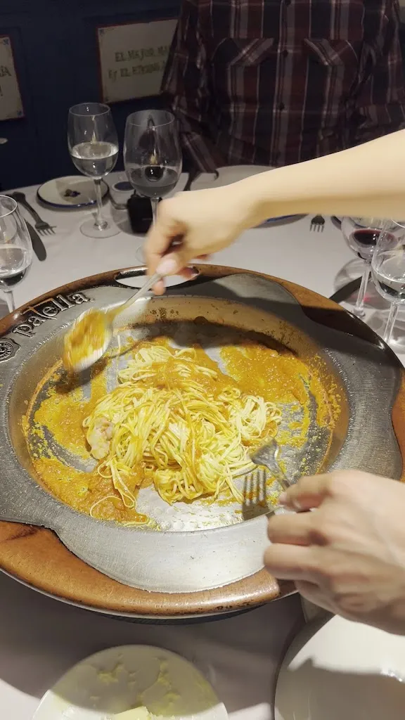 Restaurante Casa Benigna_Trazo_slider_image_2