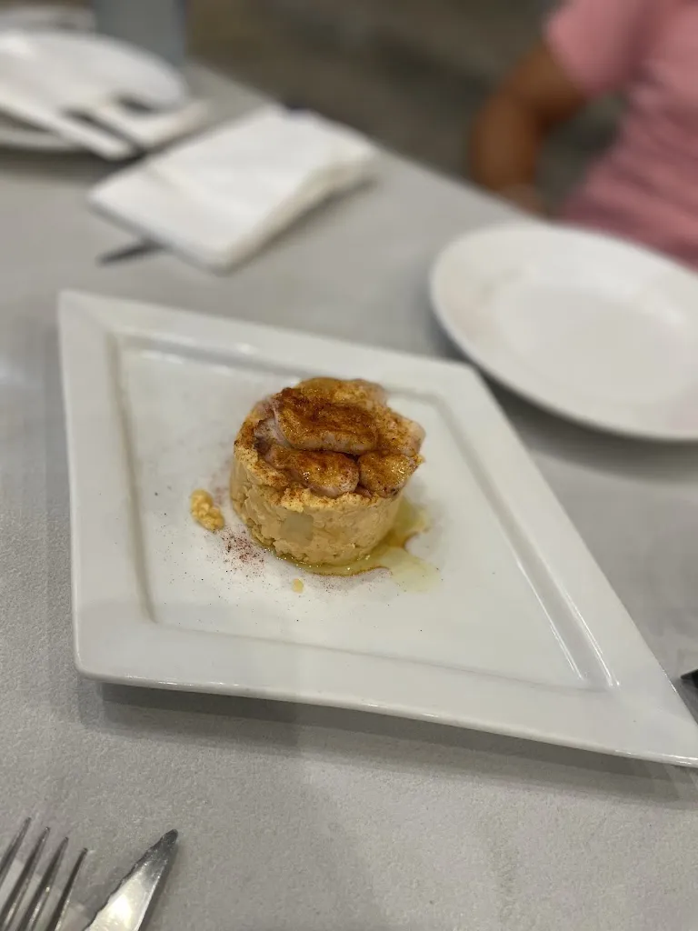 Claudia Aguilar Flores_Casa Paco_Paterna de Rivera_review