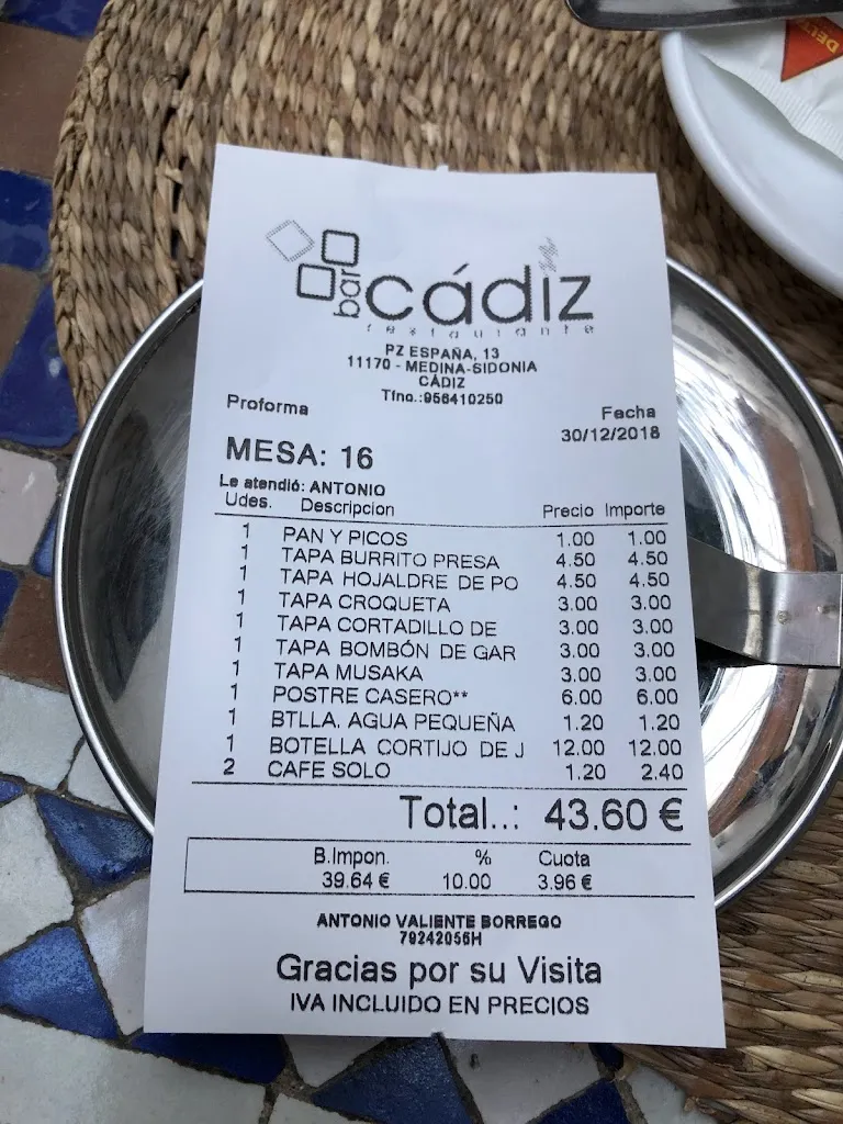 Brandon Emerson_Bar Cádiz_Medina-Sidonia_review