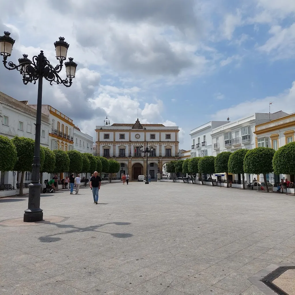 Waltraud Fritz_Bar la Plaza_Medina-Sidonia_review
