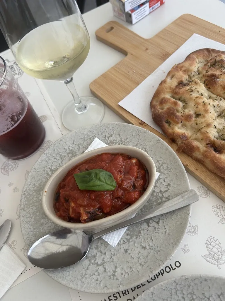 Menura Hattu_Controvento_Medina-Sidonia_review