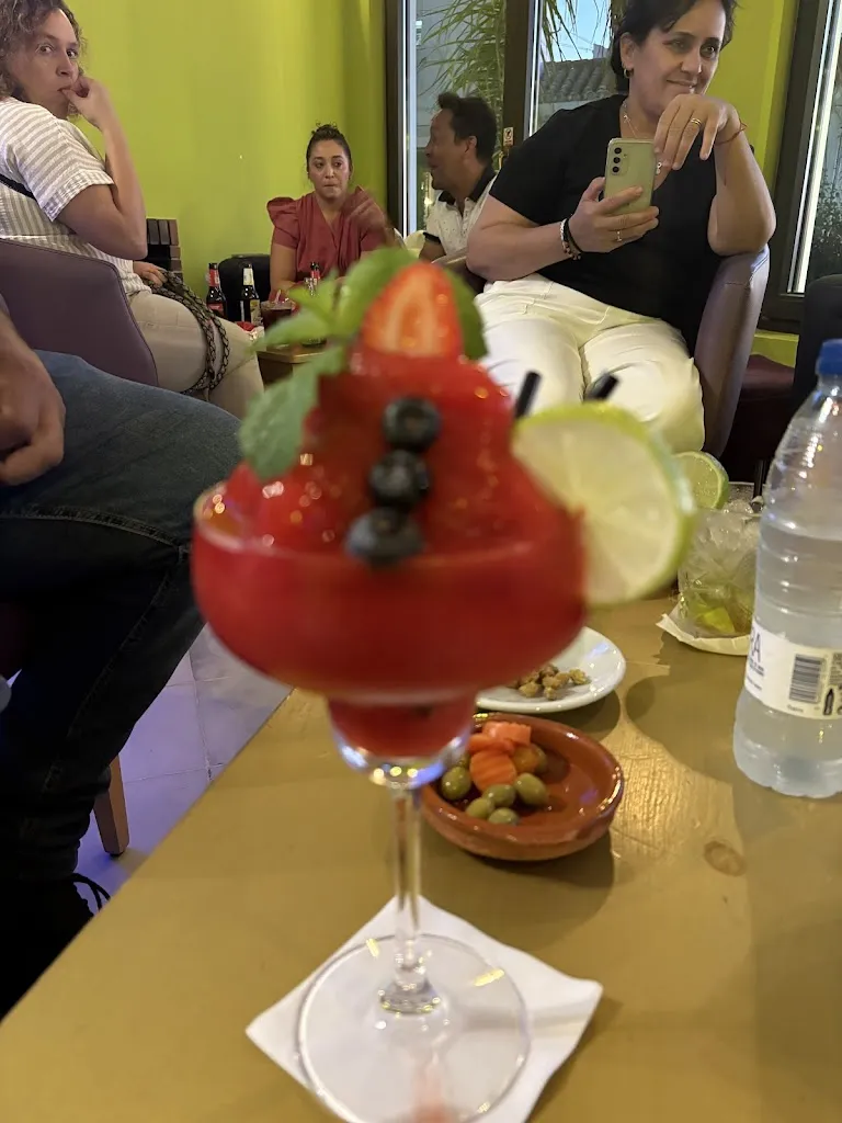 Romina Peralta Melgarejo_El Sitio De Mi Recreo_Medina-Sidonia_review