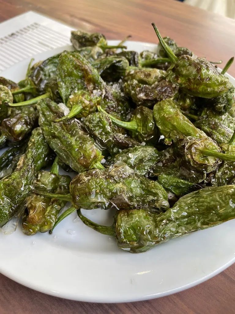 Menu_Restaurante La xunta_Trazo_image_5