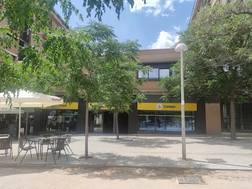 Ana Escribano_Restaurante La xunta_Trazo_review