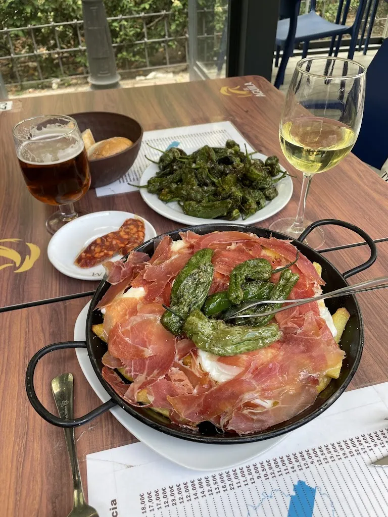 Restaurante La xunta_Trazo_slider_image_2