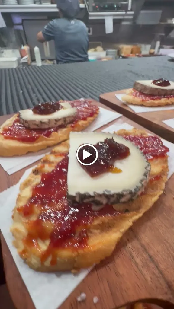 Mesón La Casita - Asador_Línea de la Concepción La_slider_image_3