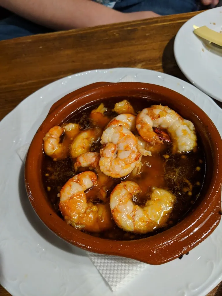 Justin Daich_Mesón La Taberna_Línea de la Concepción La_review