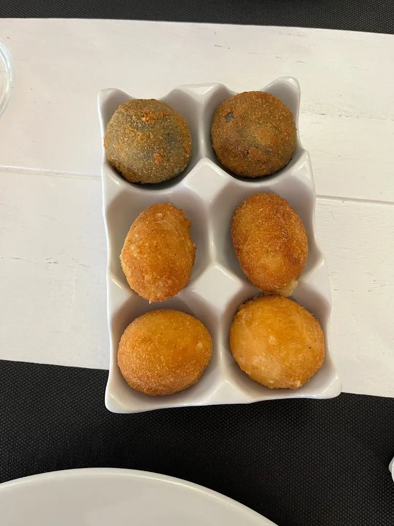 Phillip Purdy_Restaurante Puerto Chico_Línea de la Concepción La_review