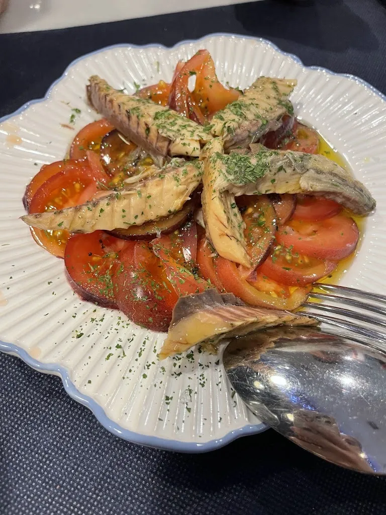 Victoria Gonzalez_La Tabernita Azul_Trazo_review